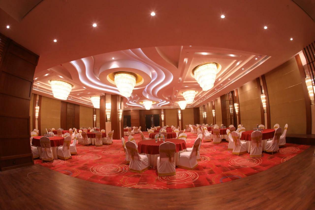 Regenta Central Rs Chennai Omr Sipcot Exterior photo