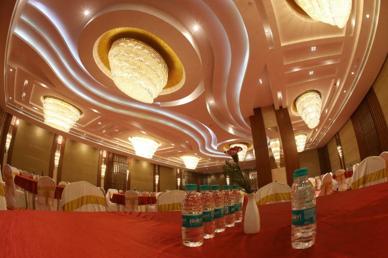 Regenta Central Rs Chennai Omr Sipcot Exterior photo