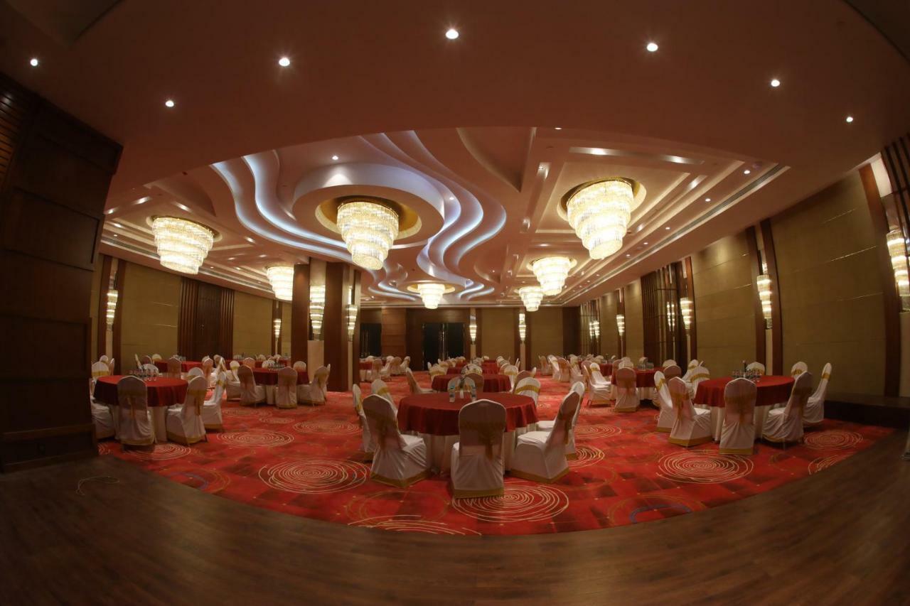 Regenta Central Rs Chennai Omr Sipcot Exterior photo