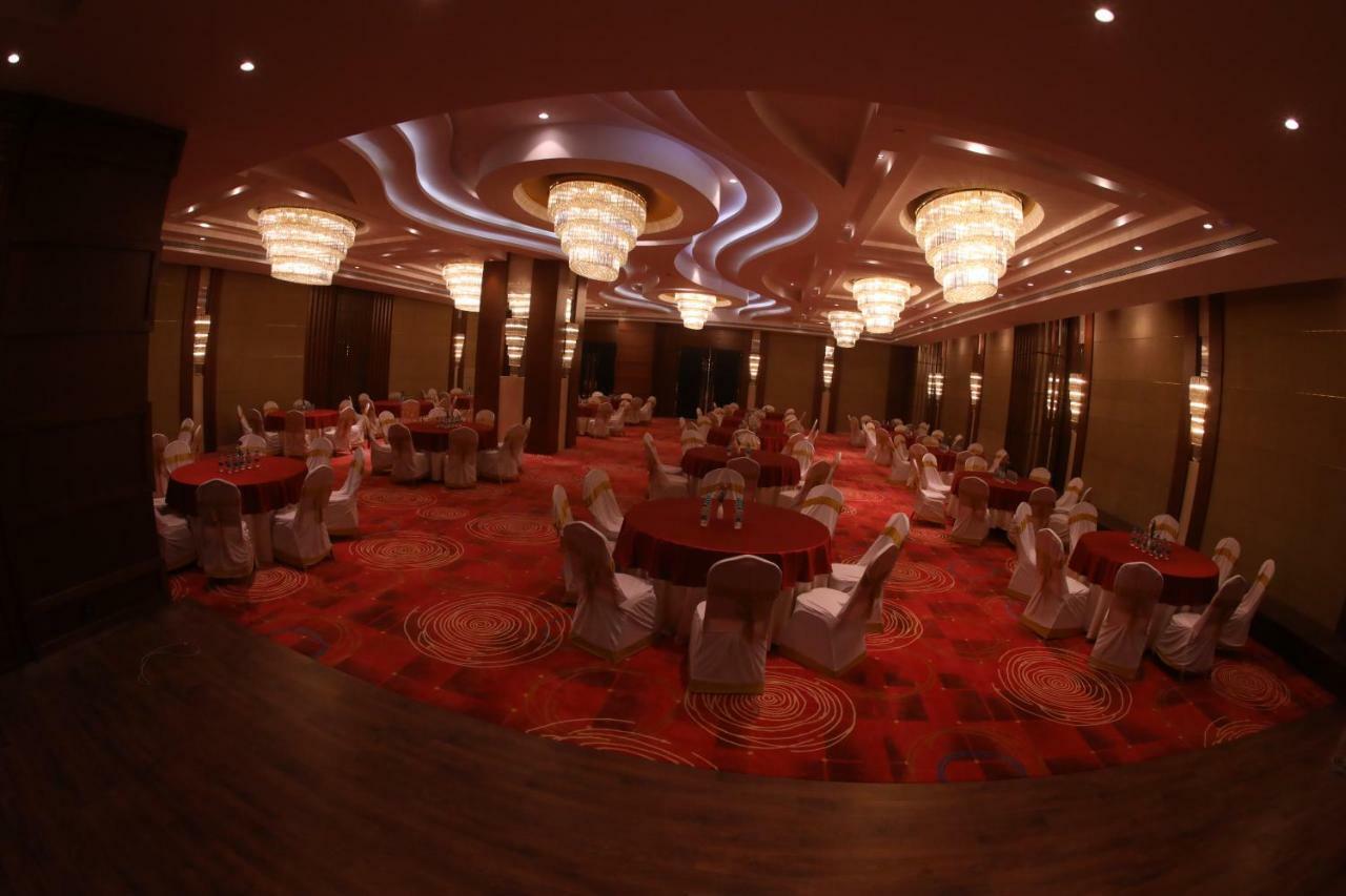 Regenta Central Rs Chennai Omr Sipcot Exterior photo