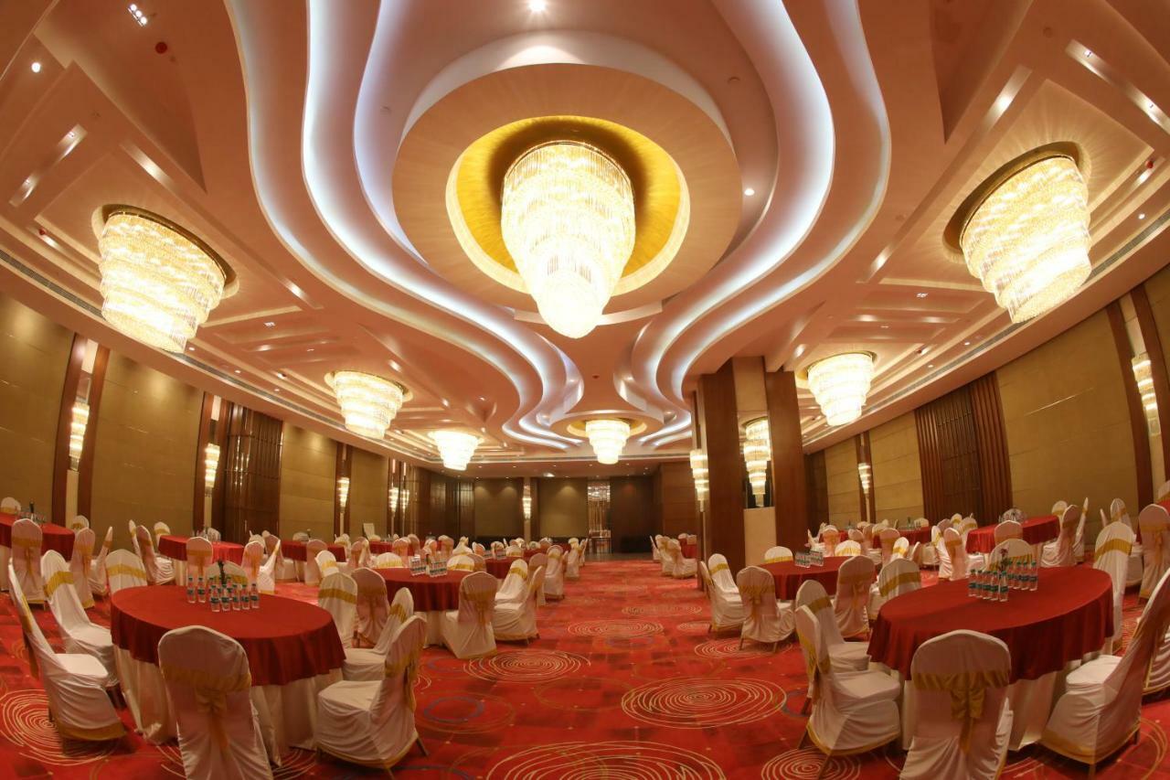 Regenta Central Rs Chennai Omr Sipcot Exterior photo