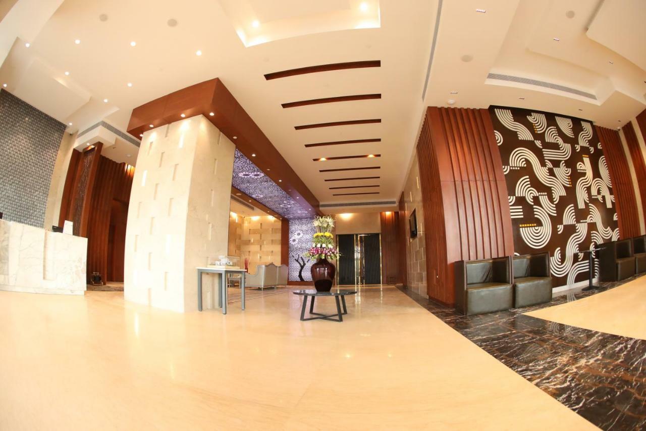 Regenta Central Rs Chennai Omr Sipcot Exterior photo